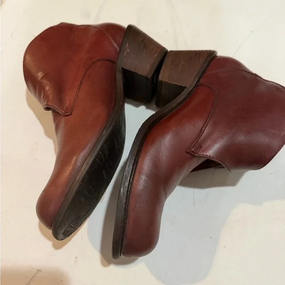 John Fluevog SHANA burgundy Leather Monk Strap Western Ankle Boot Sz US 10 UK 8 - Picture 11 of 16